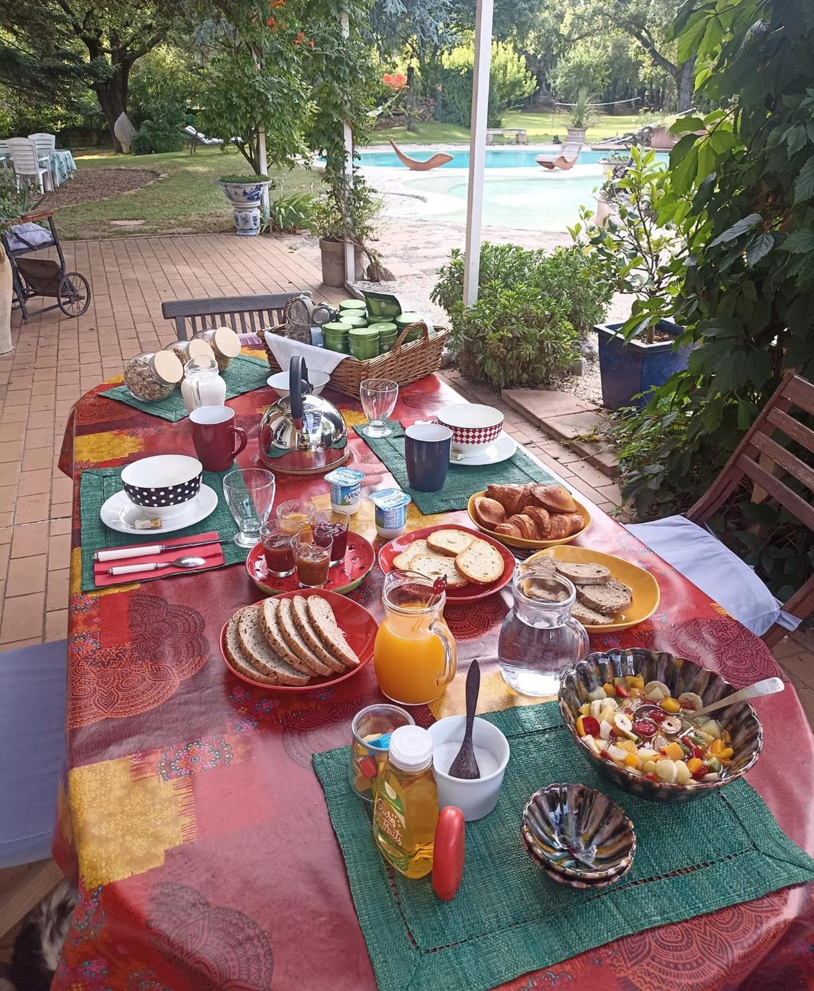 Bed and Breakfast Le Fer En Ceze Sabran Zewnętrze zdjęcie